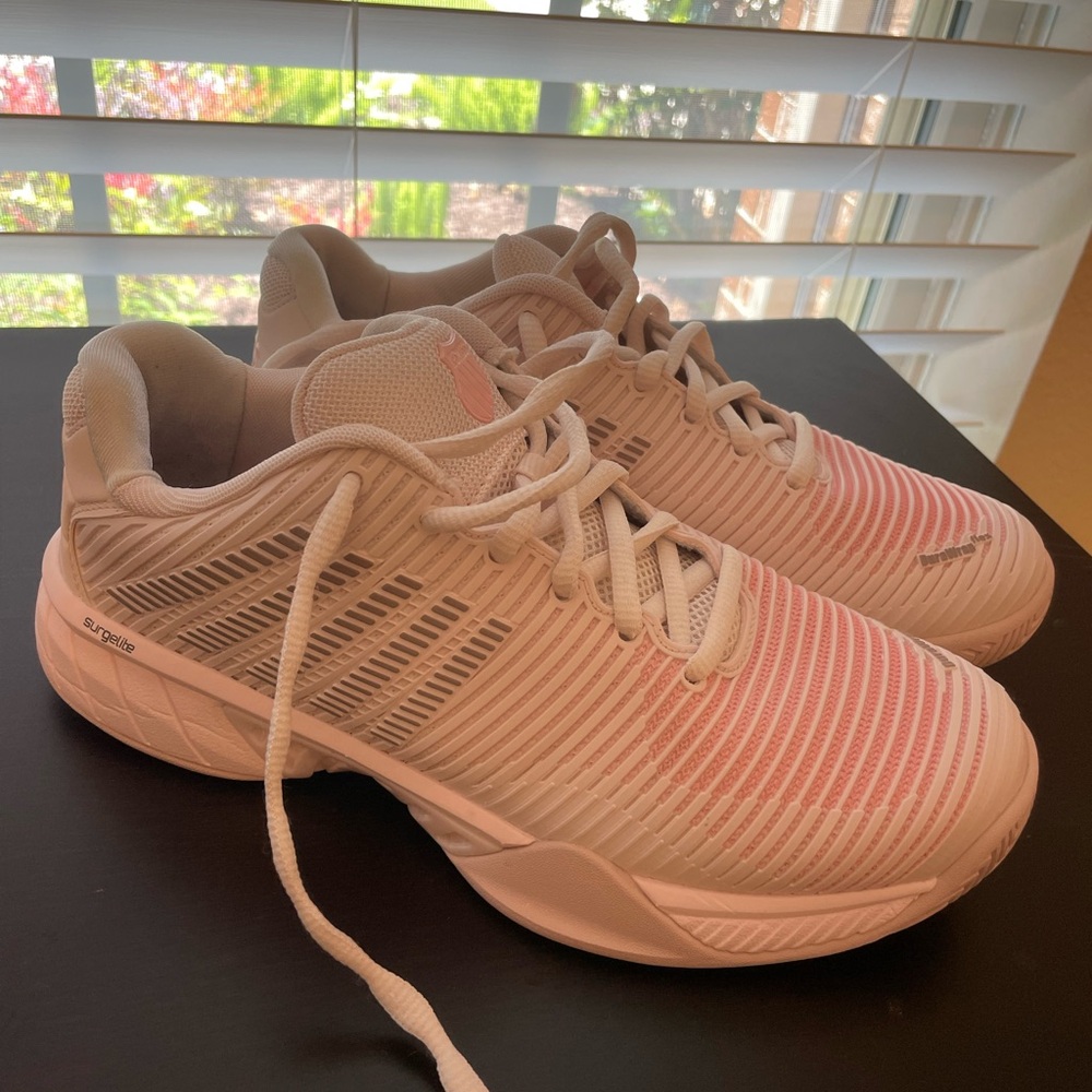 K-Swiss hypercourt express 2 women’s tennis shoe